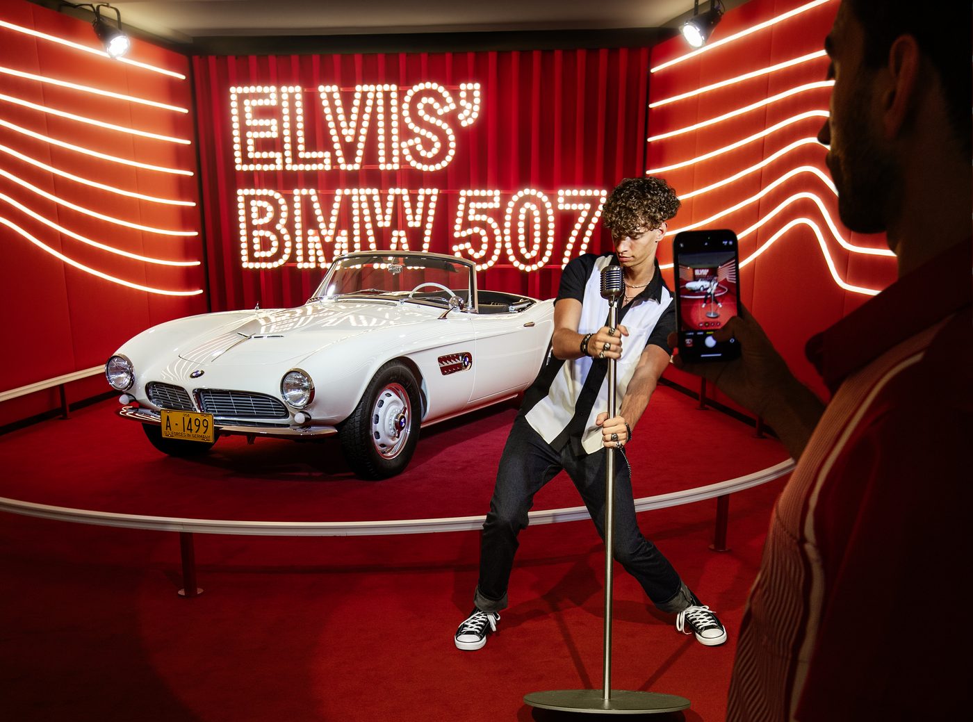 Elvis' BMW 507 bij BMW Classic
